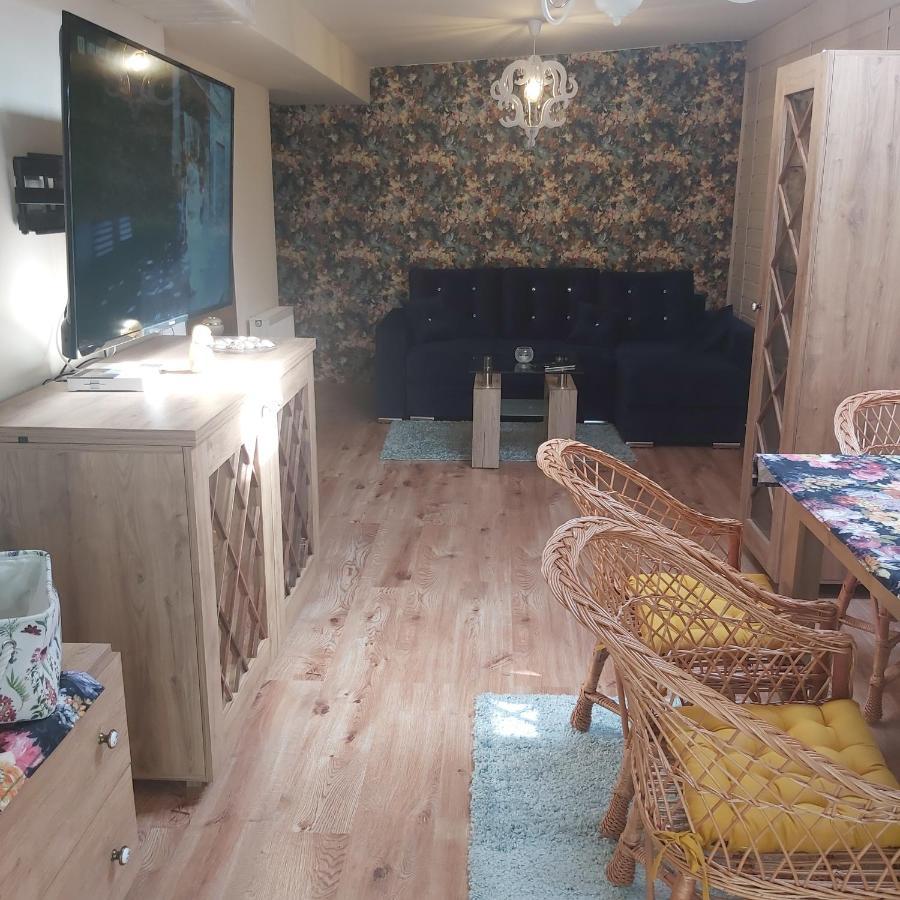 Nadmorskie Apartamenty Ustka Kültér fotó